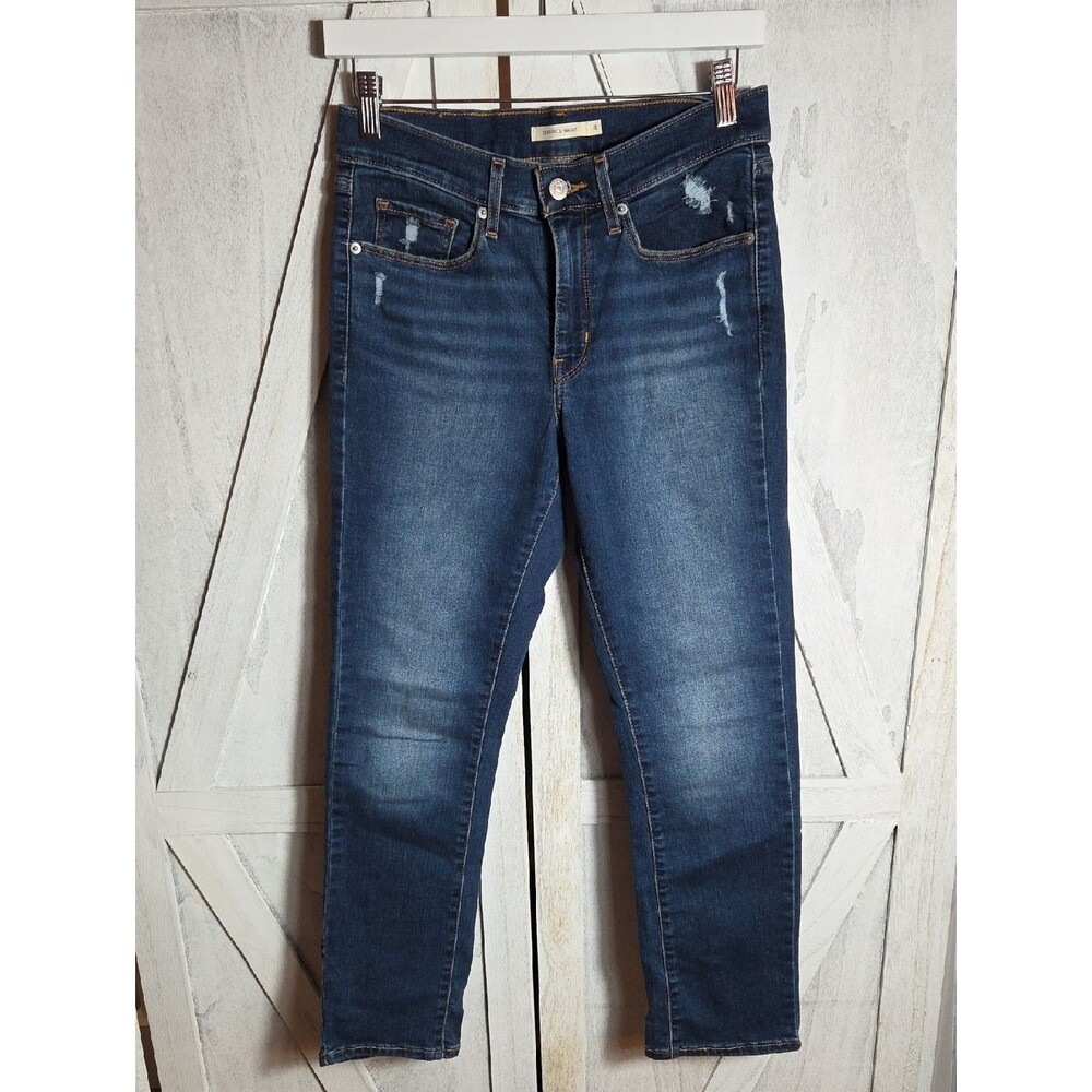 Levi's Classic Straight Jeans Size 4